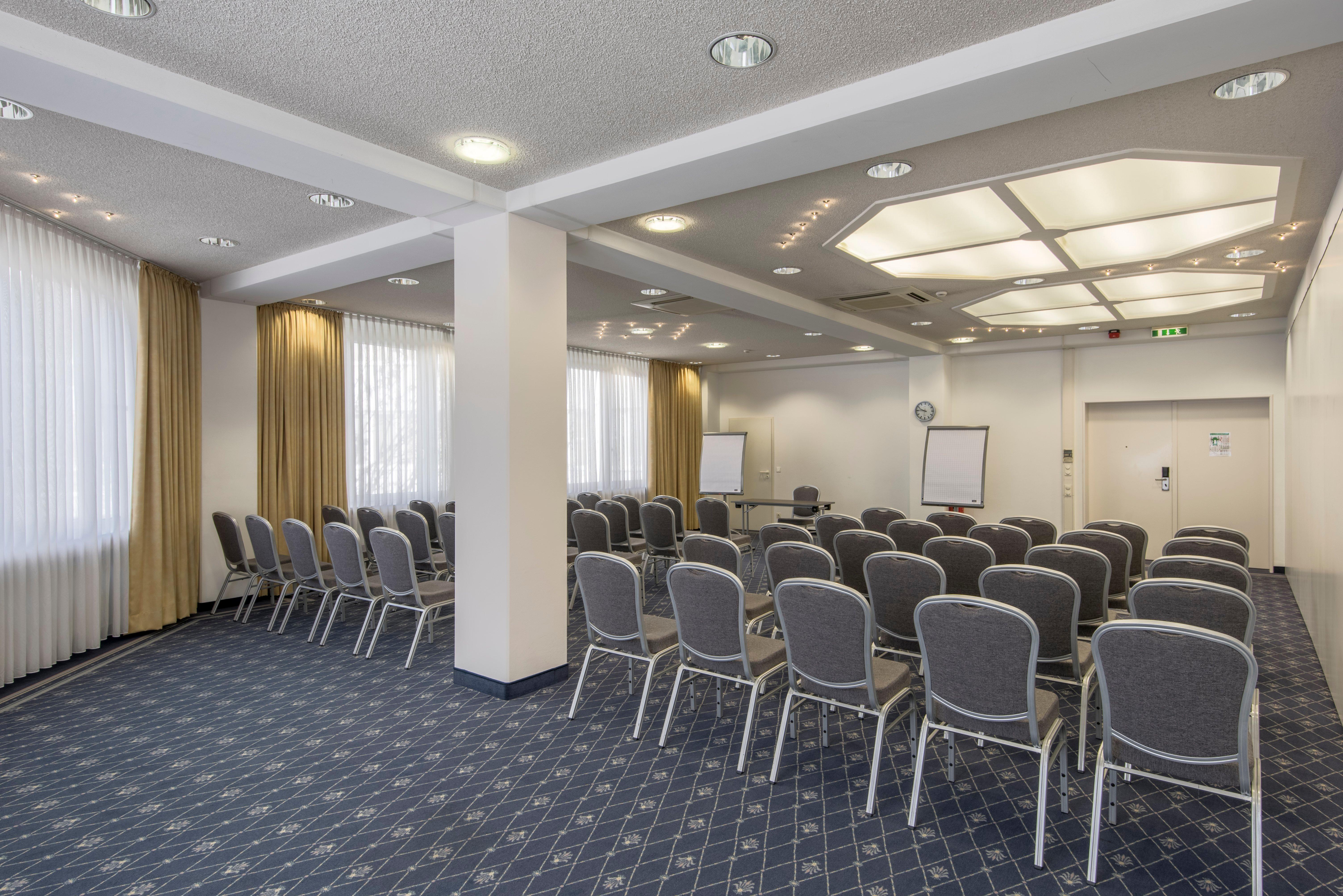 Holiday Inn Munich Unterhaching By Ihg Dış mekan fotoğraf
