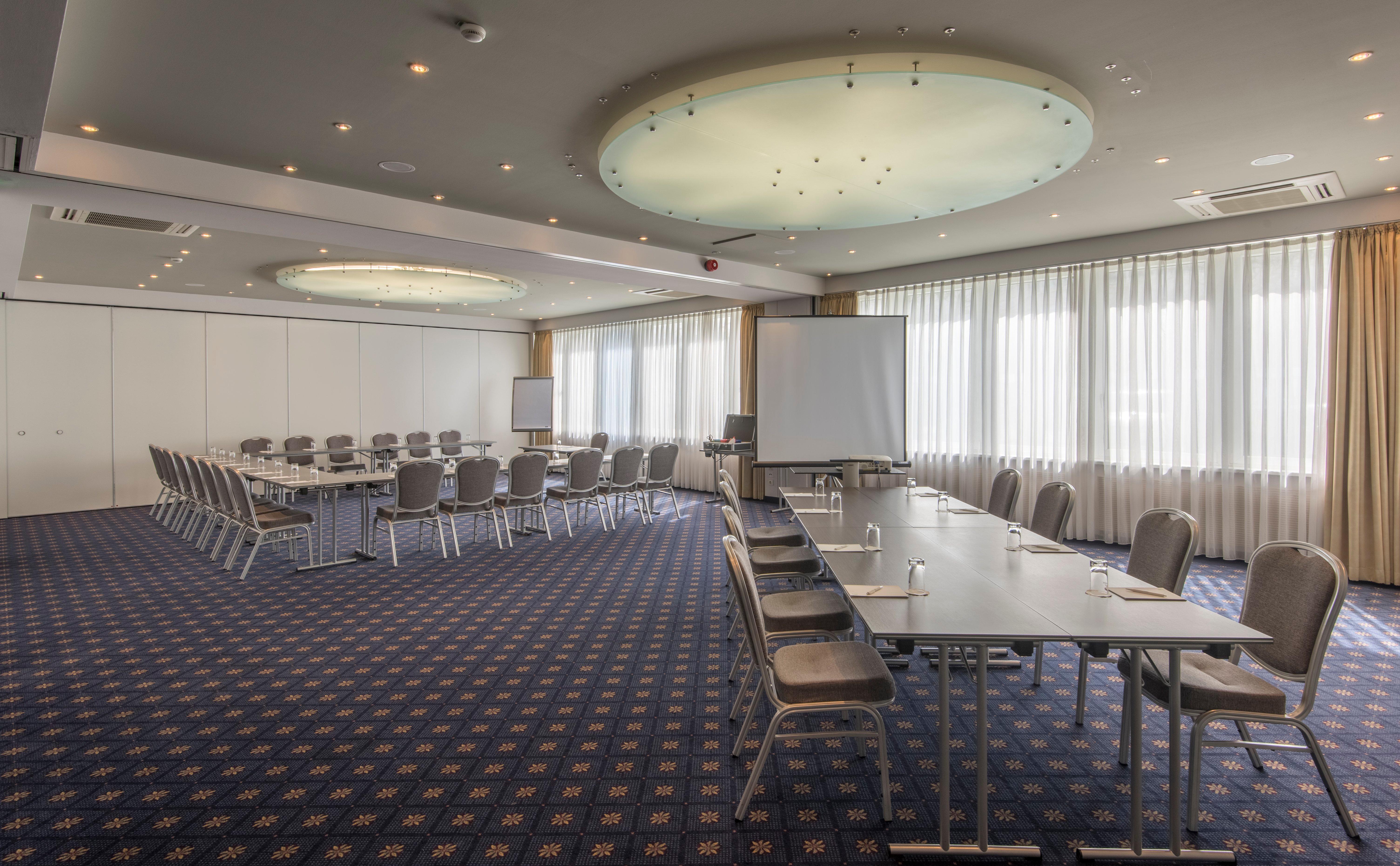 Holiday Inn Munich Unterhaching By Ihg Dış mekan fotoğraf