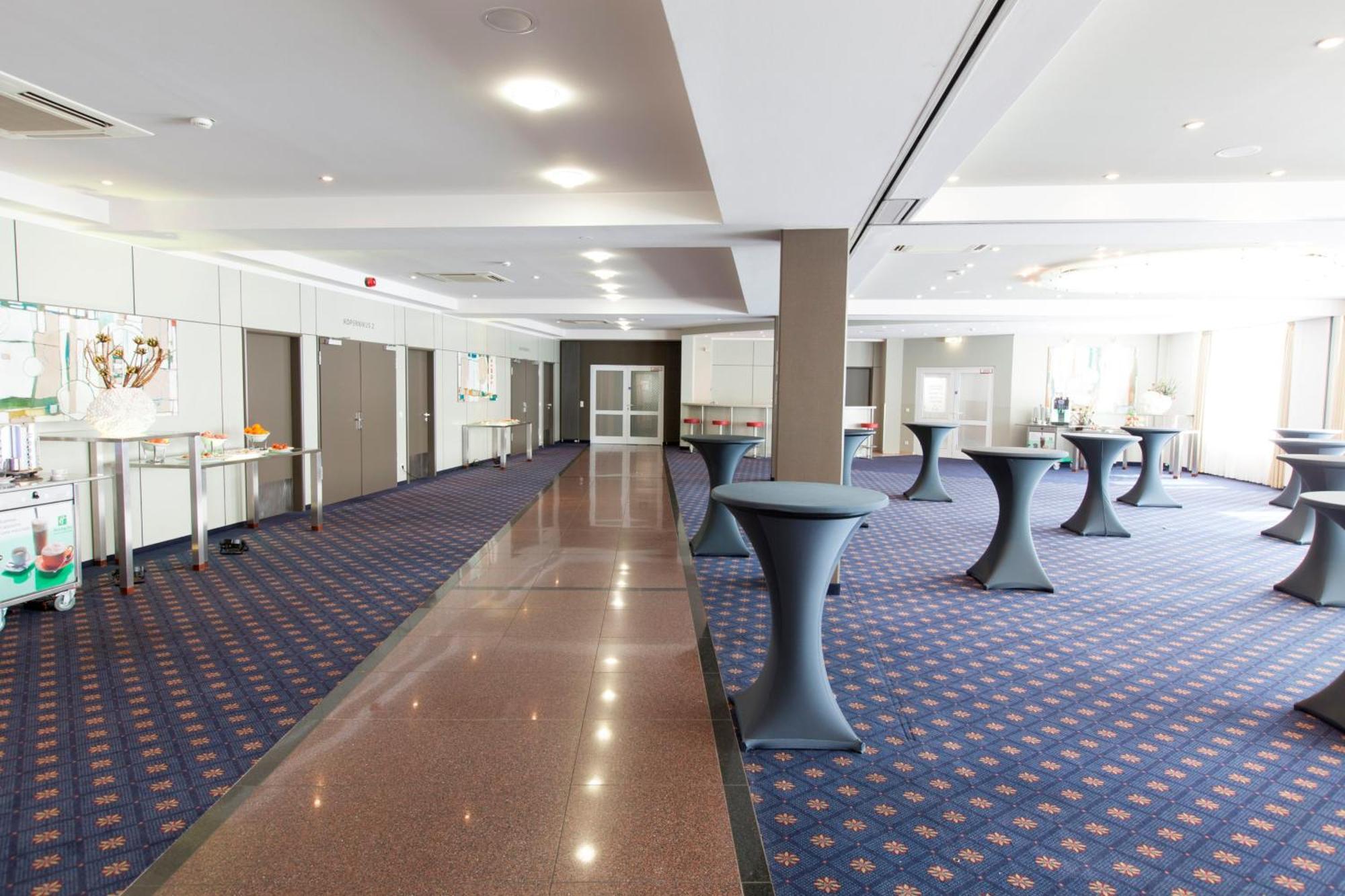 Holiday Inn Munich Unterhaching By Ihg Dış mekan fotoğraf