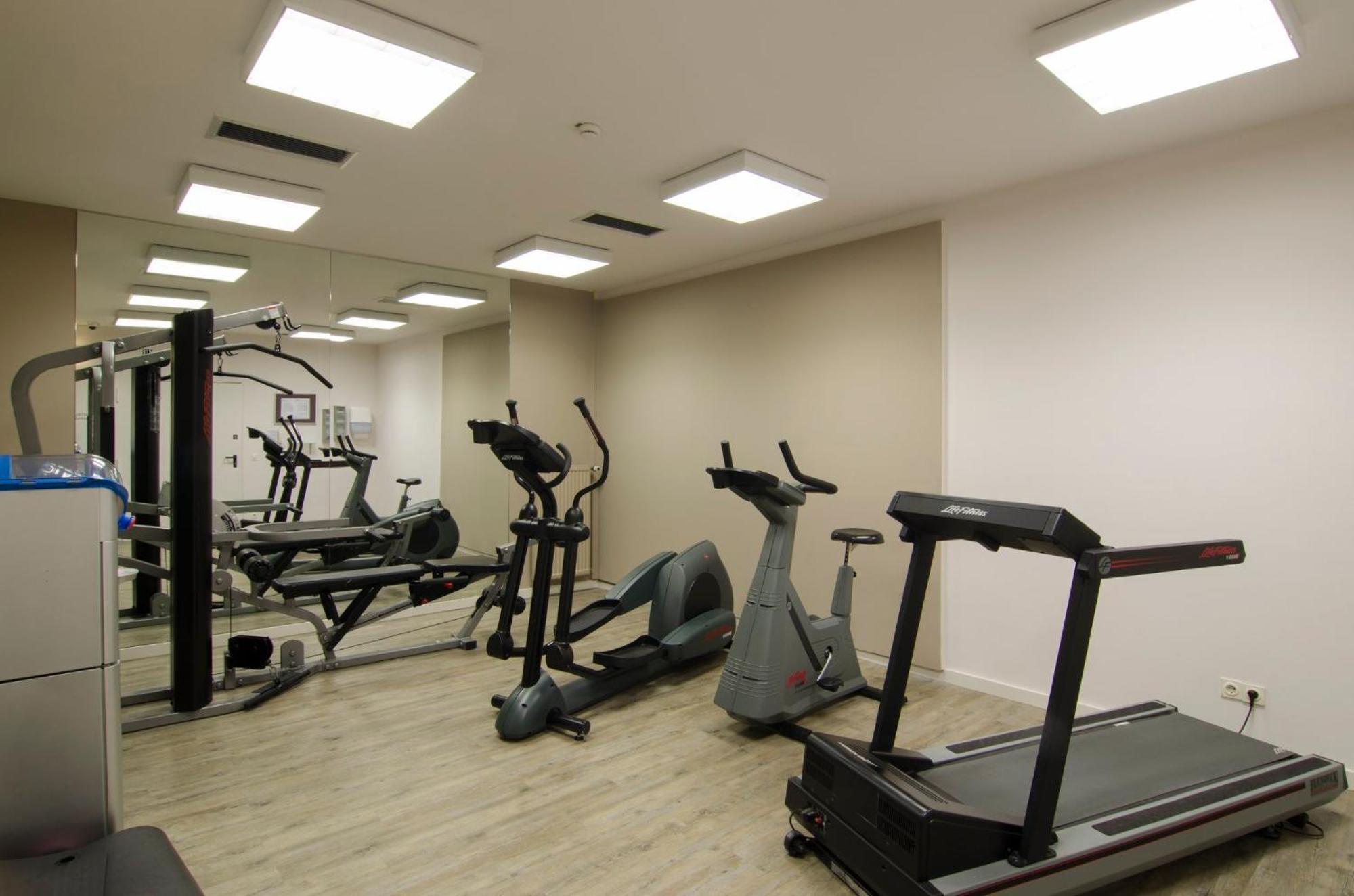 Holiday Inn Munich Unterhaching By Ihg Dış mekan fotoğraf